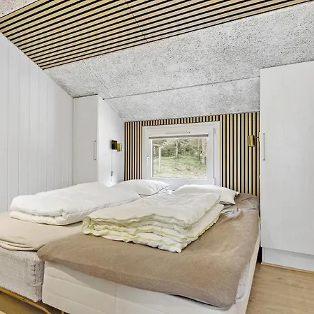 Nice Home In Hirtshals With Sauna